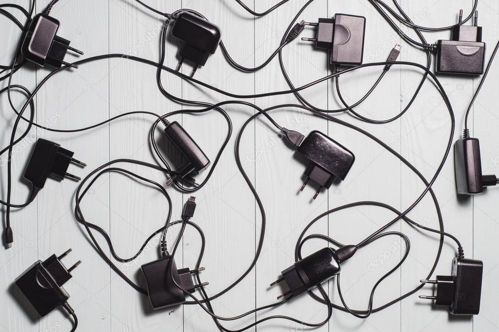 Carregadores para Telémoveis mais Antigos Vários