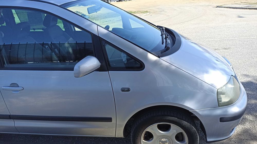 SEAT Alhambra em muito bom estado