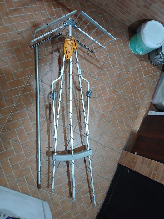 Antena TV Exterior Televes DAT BOSS UHF