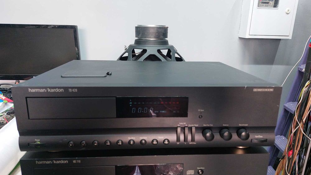Harman Kardon td 420 касетна дека