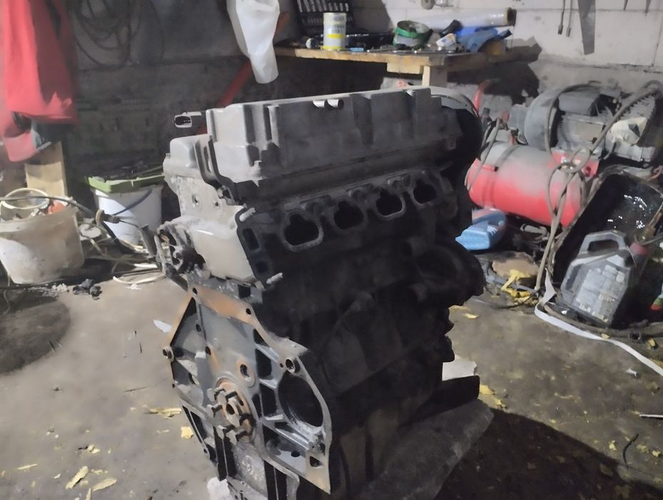 Мотор вектра 1.8