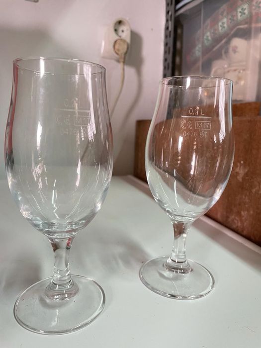 Various Restaurant Glasses64751294633347122