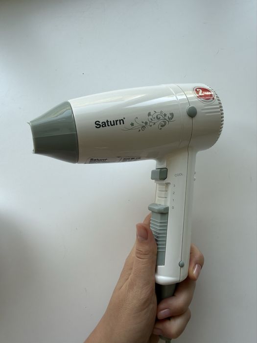 Фен Saturn ST-HC7231 1500 Вт, білий