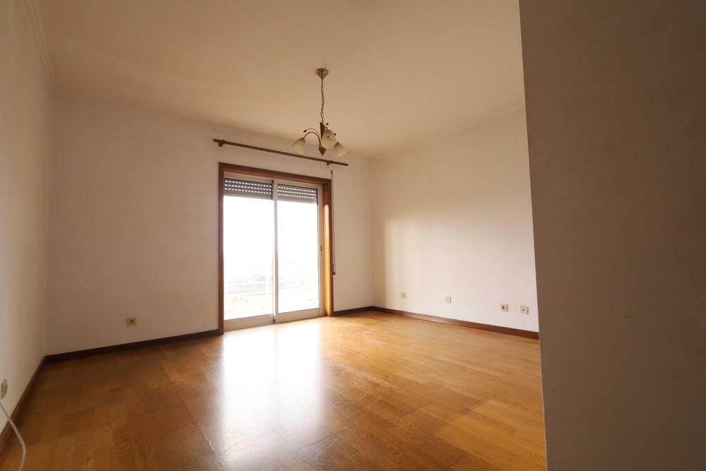 Apartamento T2 | Lixa