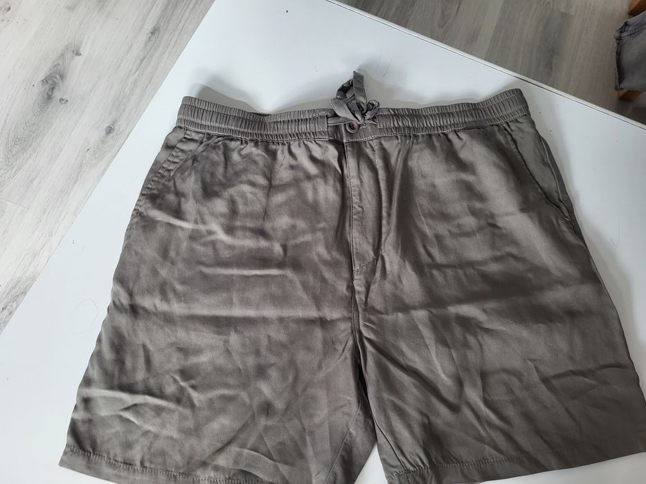 ZARA – męskie szorty XL Relaxed Fit