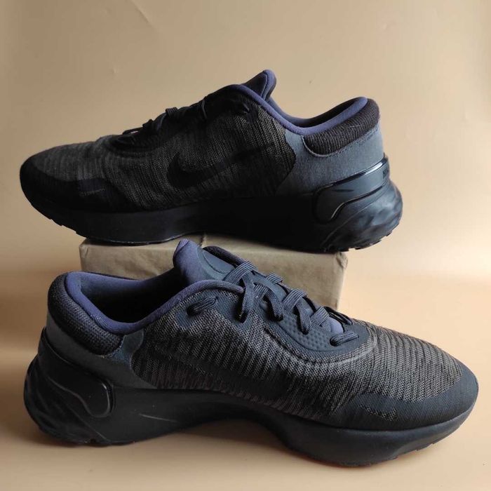 Кросівки найк Nike renew run 4 (DR2677-001)  р.44