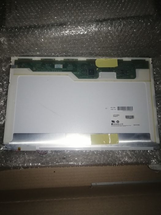 Матрица 16.4" 15.6" 15.4" 14.1" 14.0" 11.6" 17.3" дисплей екра