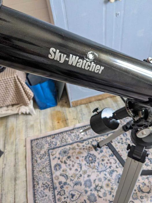 Телескоп Sky-Watcher 90/900 EQ рефрактор, монтировка, тренога