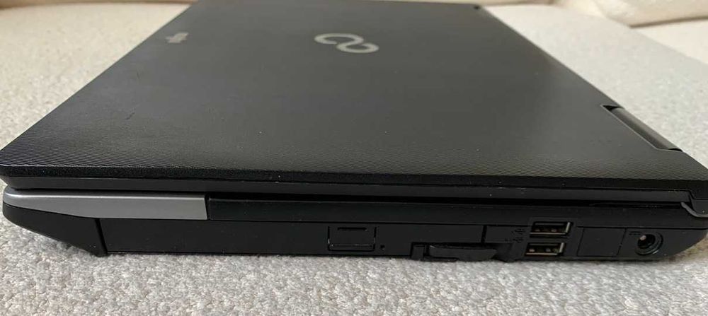 Laptop FUJITSU E752 intel i5, 8GB RAM, SSD 256GB, Win10Pro