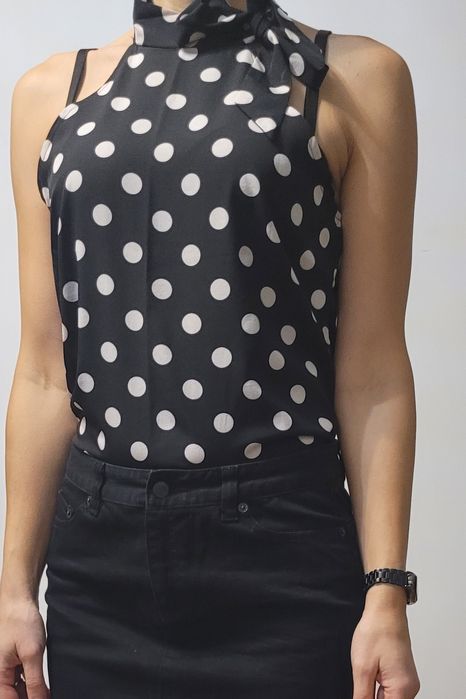 Bluzka czarna w białe grochy rozmiar M zawiązywana na szyi