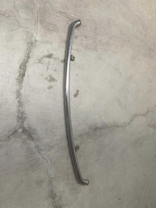 Barra para-choques dianteiro Nissan Navara