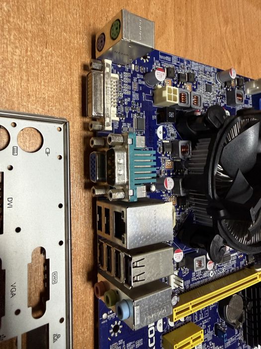Płyta główna foxcon lga 1155 z procesorem i5 2320.
