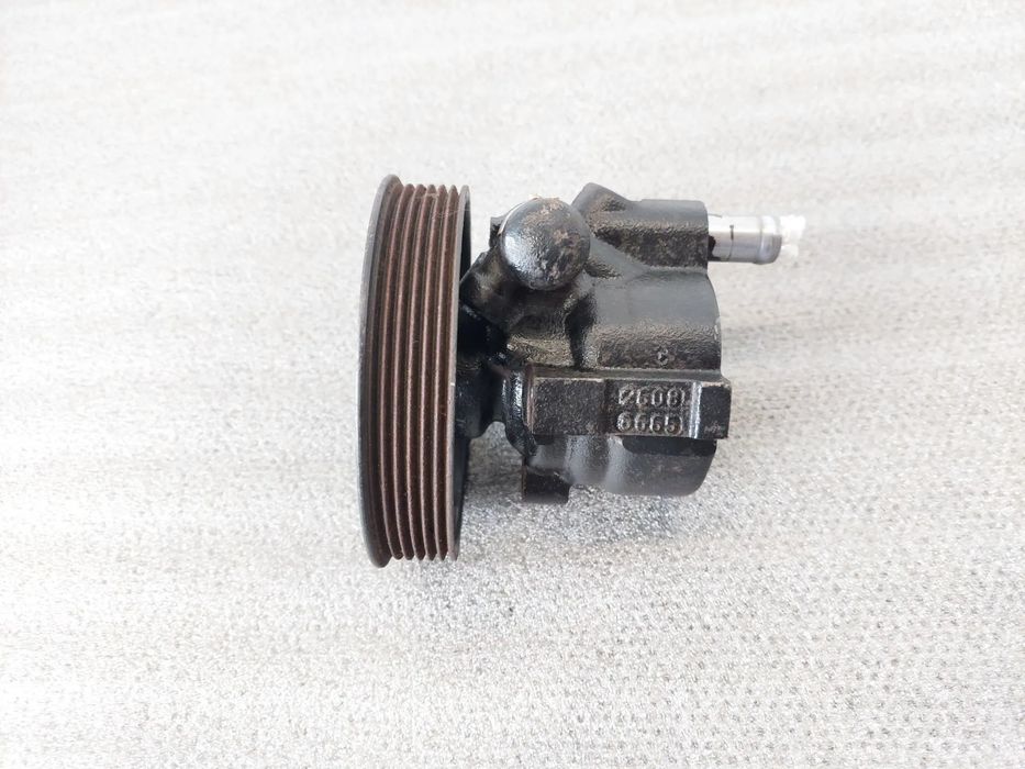 Bomba de direção DACIA Sandero (BS_)