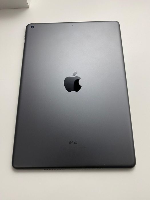 iPad 7ª Geração 32GB – Excelente Estado