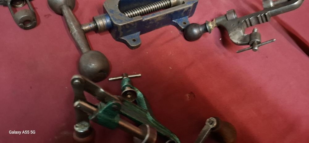 Lote de carregadores/rebordadores de cartuchos