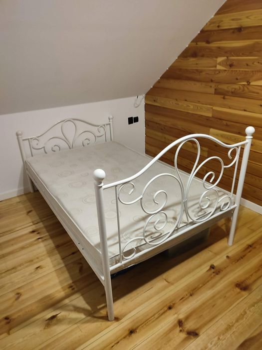 Łóżko metalowe białe 120x200