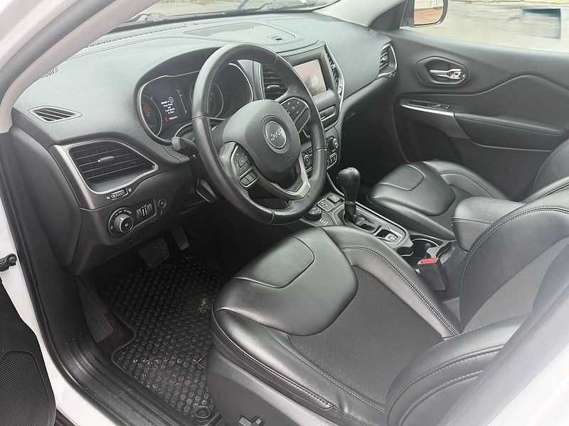 Jeep Grand Cherokee 2020 року