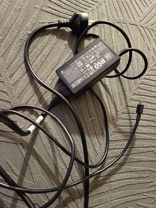 Carregador hp 65w type C