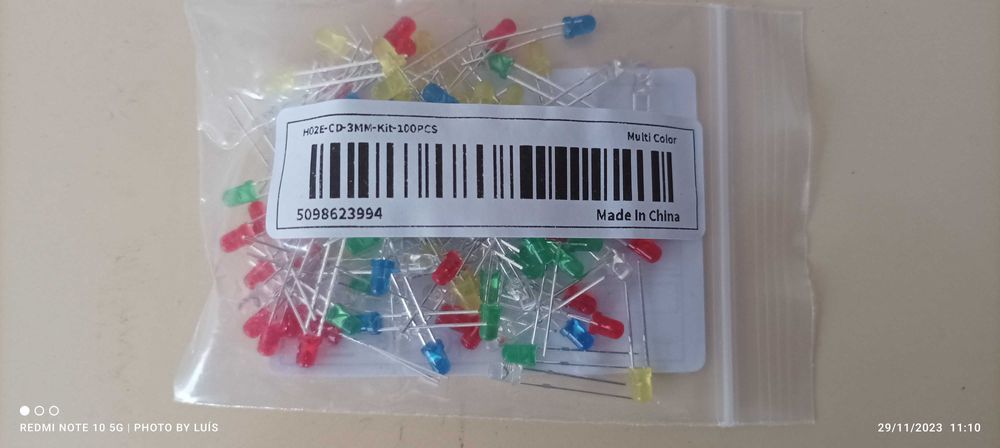 100 LEDs in Multiple Colors64740591618690120