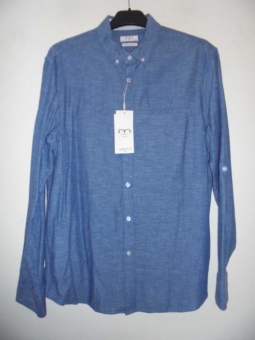 New men's shirt with label