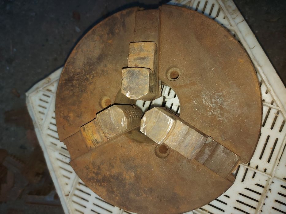 Патрон токарний 250 з губками