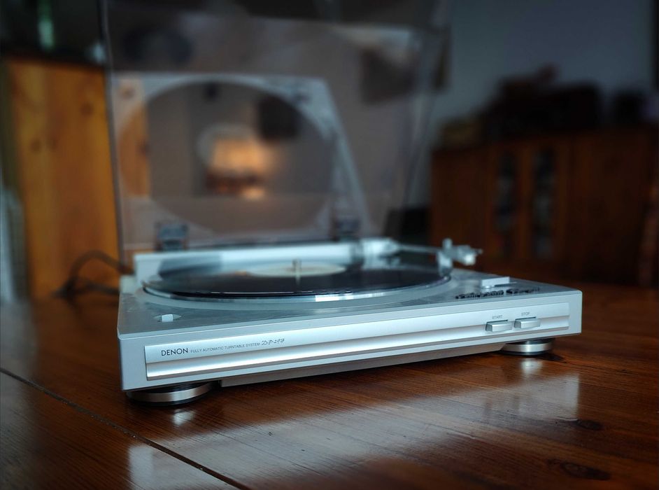 Denon DP-29F Gramofon