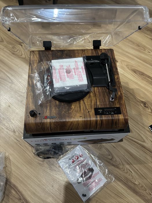 Winylowy gramofon VOSTERIO Bluetooth z wbudowanym głośnikiem