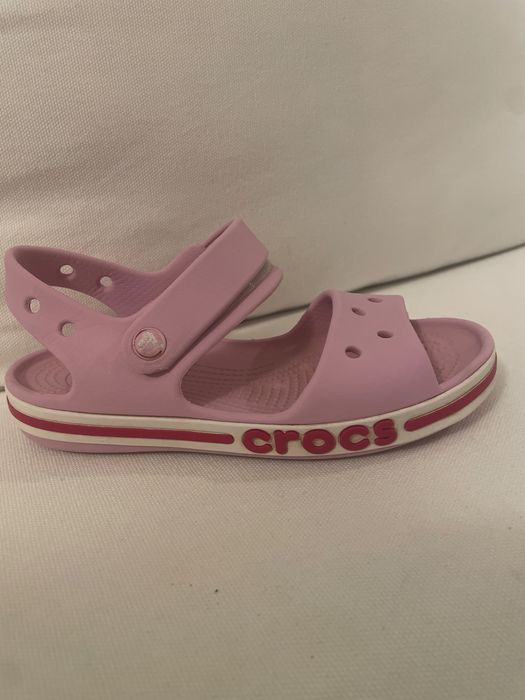 różowe sandały Crocs J1 32/33