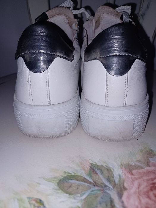 KENNEL&SCHMENGER  snakersy r 39