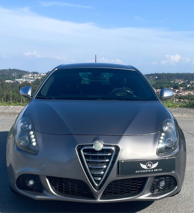 Alfa Romeo Aceit. Titulo/Passaporte/ S.Fiador