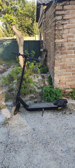 Продам електро самокат Zweel E9G