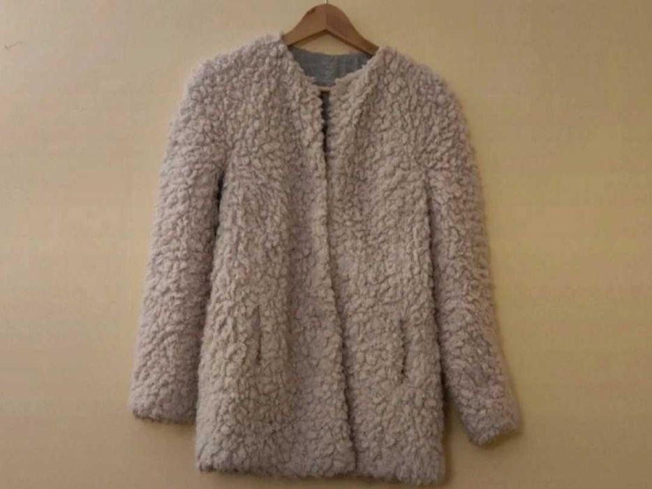 Kremowa kurtka Marc Cain