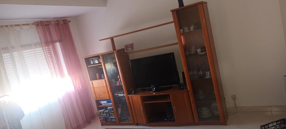 Móvel  de Sala em Madeira