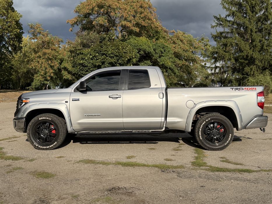 Toyota Tundra 2014
