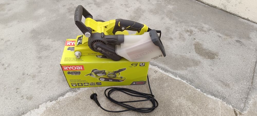 Lixadora Ryobi EBS800W