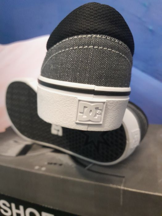 DCSHOECO nowe z metką