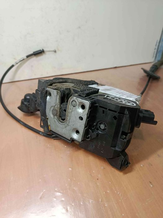 Fechadura / fecho porta frente esquerdo RENAULT Captur (J5_)