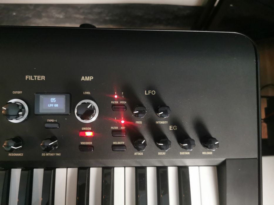 Korg KingKorg syntezator stan bd.
