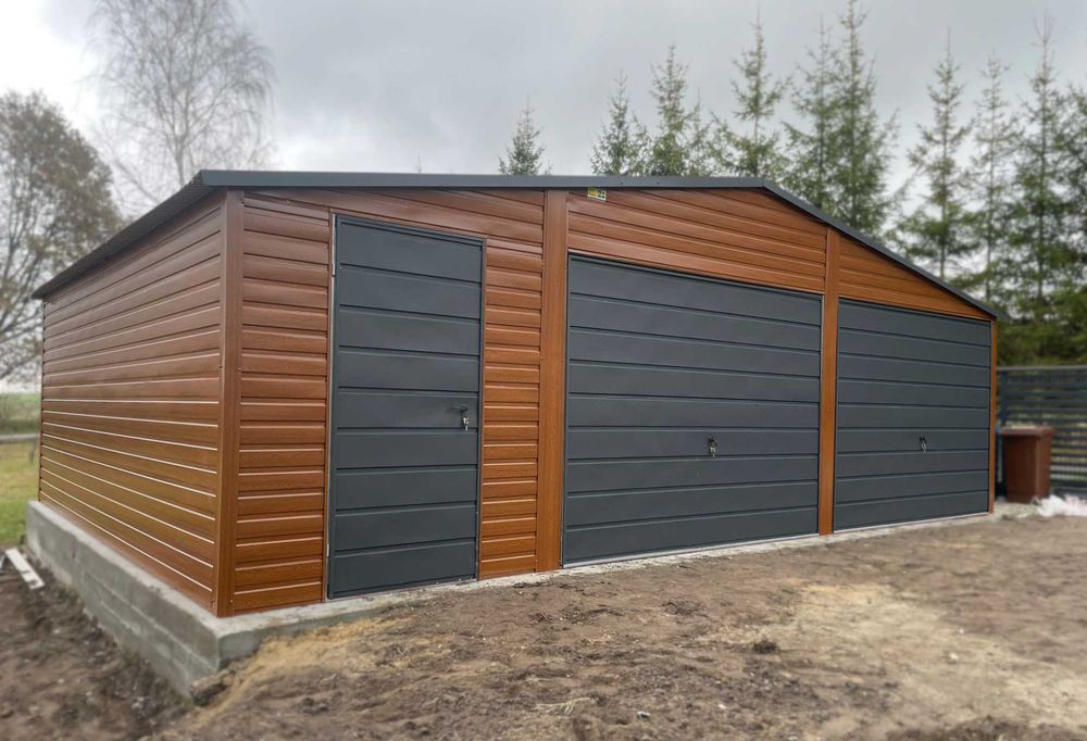Garaż Blaszany 8x5 drewnopodobny dwuspadowy, bramy uchylne PREMIUM