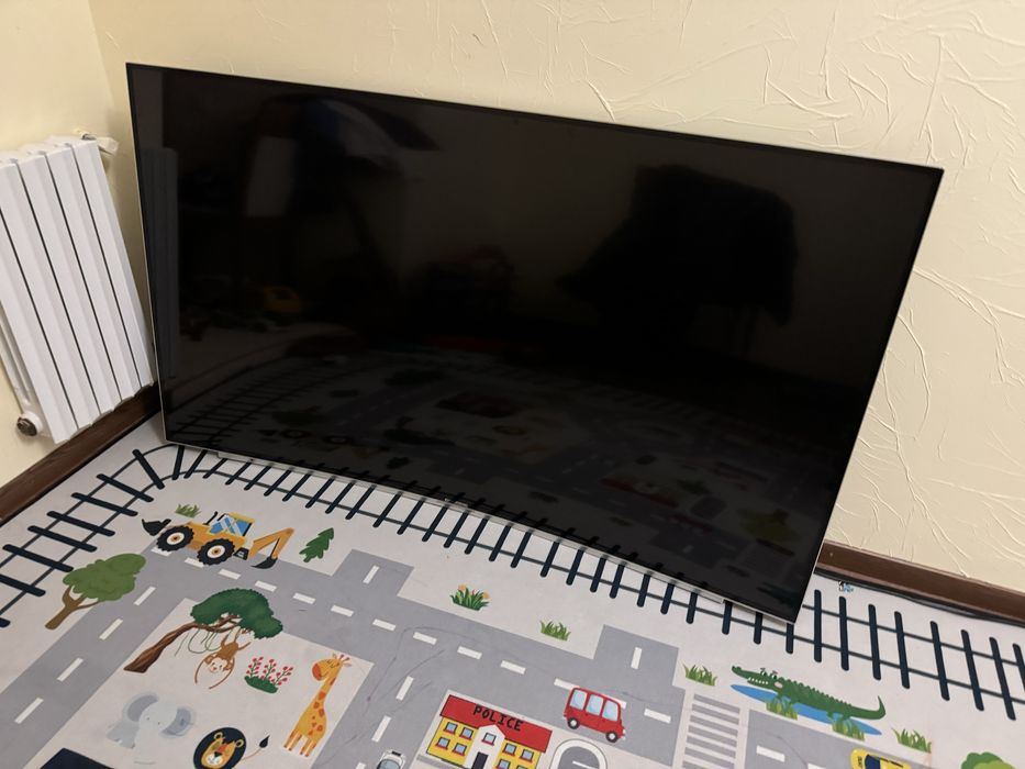 Продам телевизор Grundig!