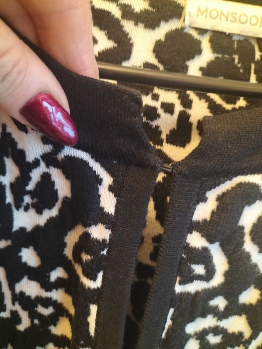 Witam długi firmy monson