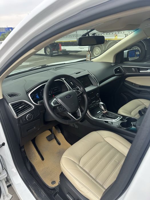 Продам Ford edge