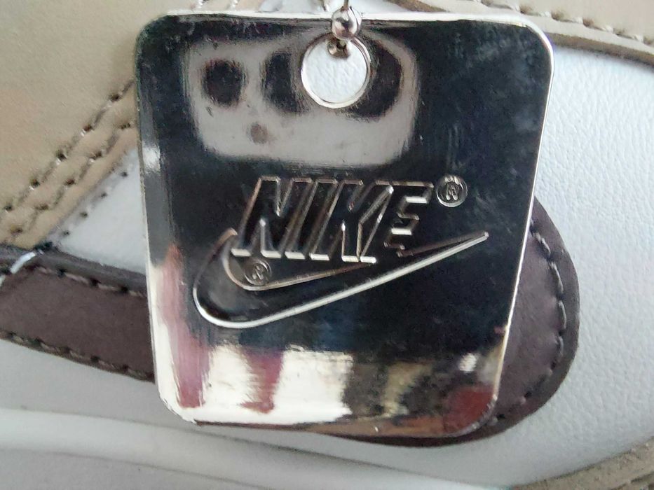 Buty NIKE kawowe nowe r. 39