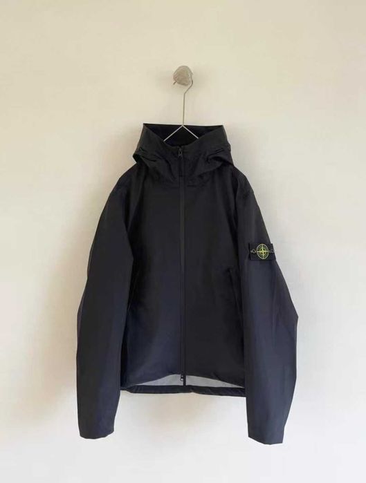 Kurtka z kapturem marki Stone Island/XL