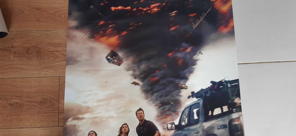 stary plakat ,kinowy z filmu twisters