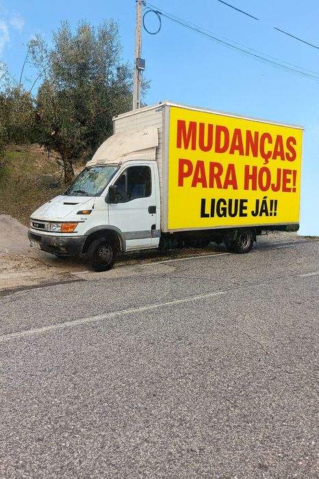 Alugo carrinha com motorista para mudanças/fretes