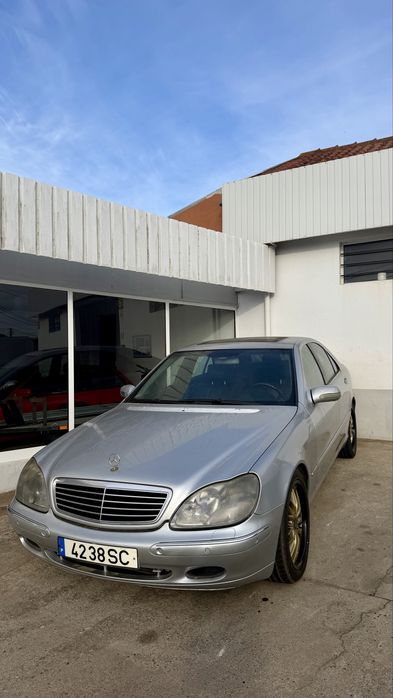 Mercedes-Benz 320