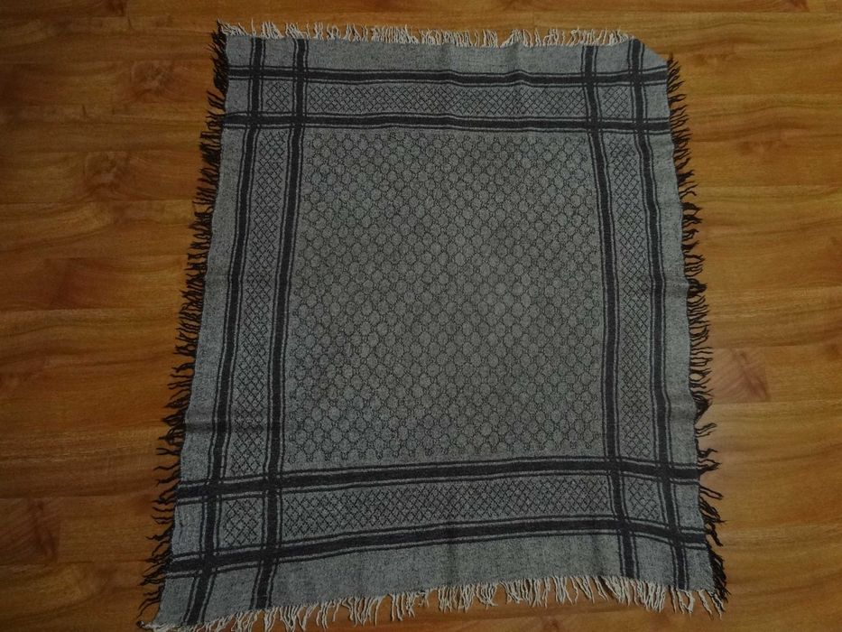 Gucci GG Monogram Shawl Scarf Оригинал!
