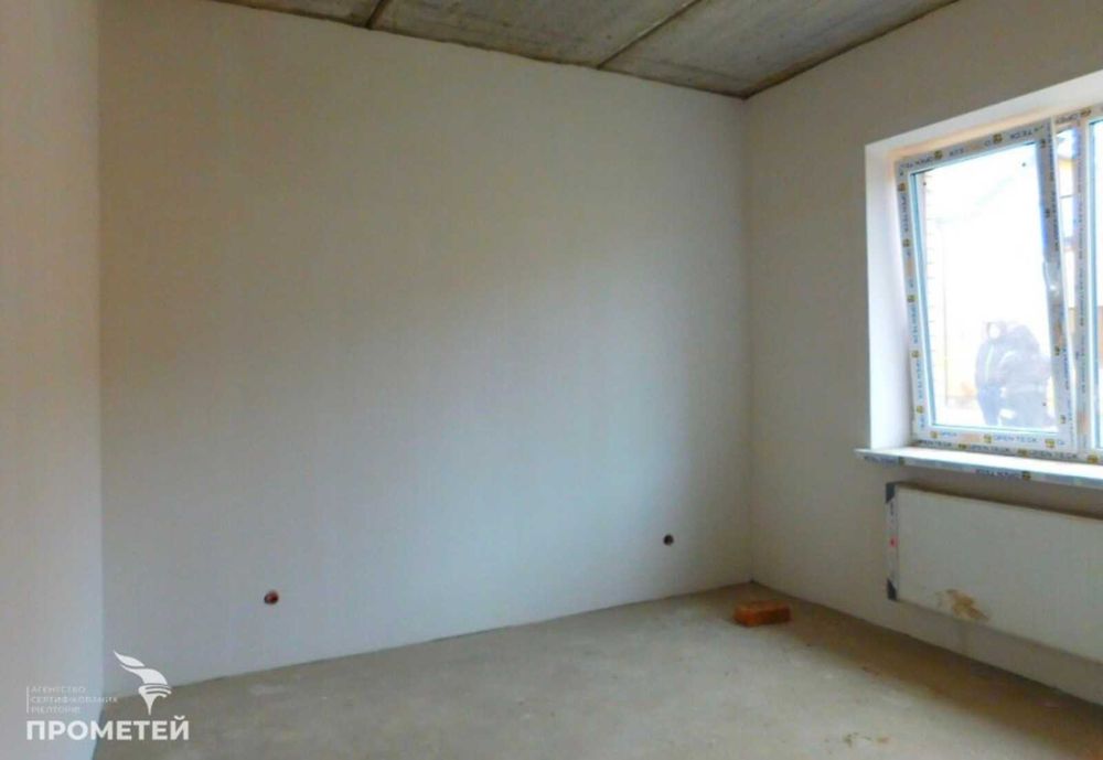 Продам 2 поверховий таунхаус в районі Агрономічне