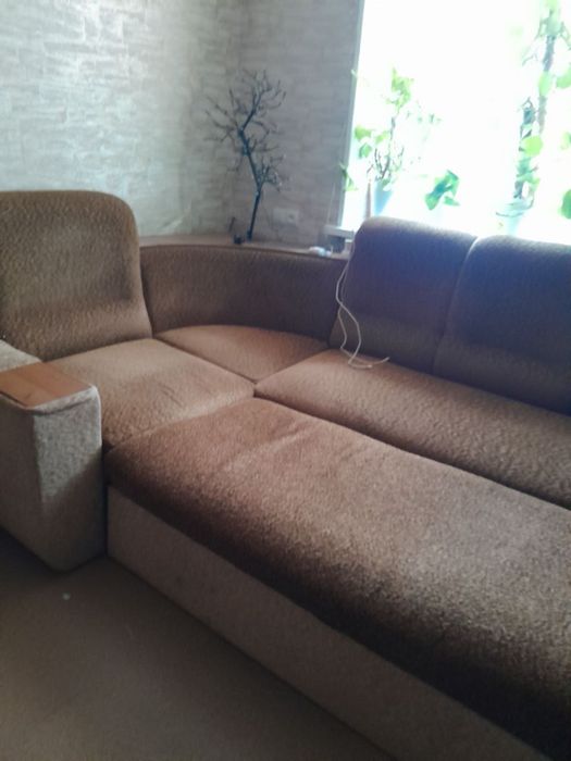 Диван угловой
